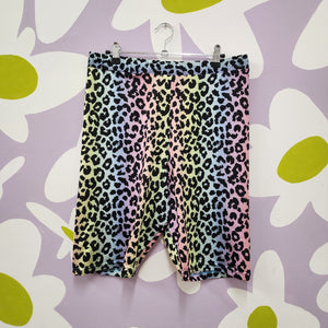 Rainbow Leopard - Cycle Shorts 🐸💘✨️ (size 16-18)